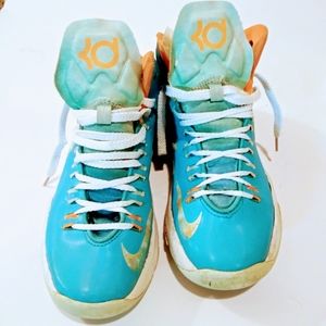 NIKE KD EASTER sz 3.5 youth